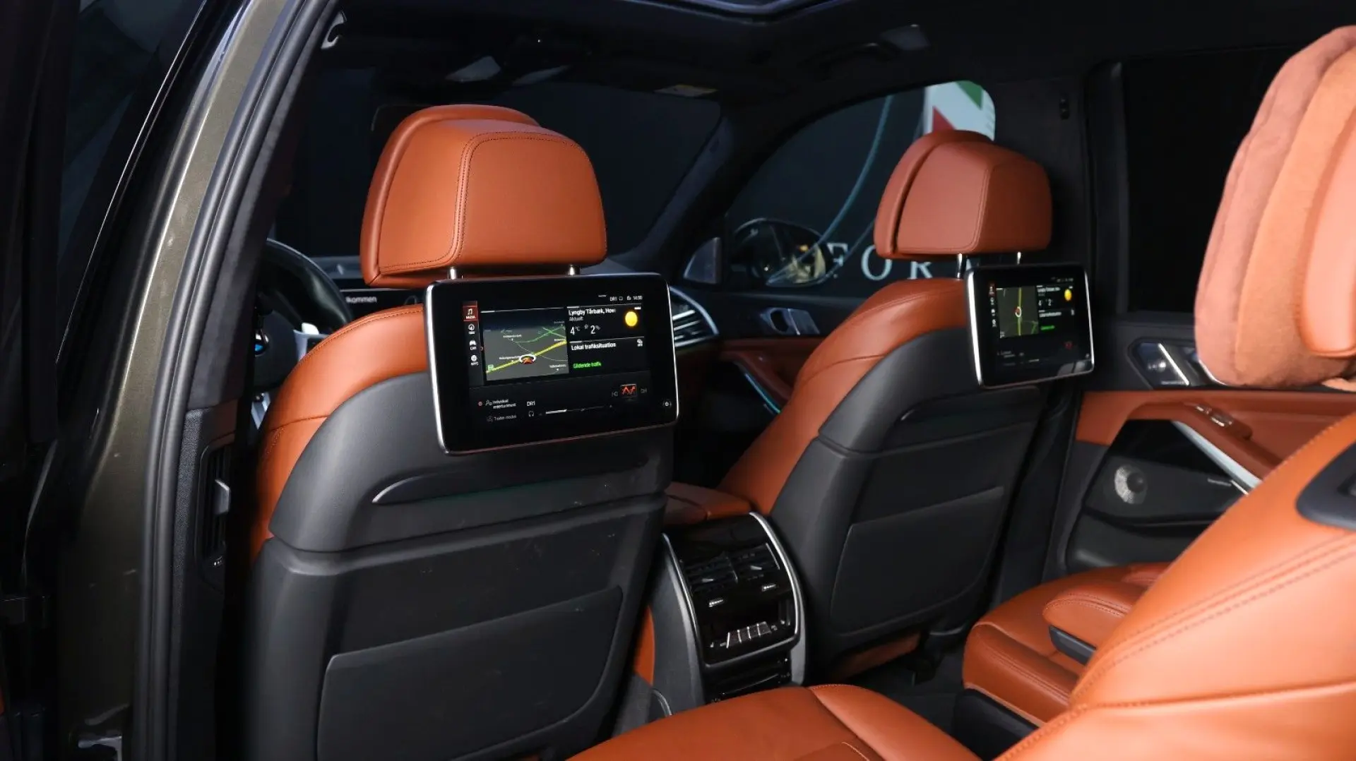 BMW X7 M50i xDrive, B&W, Night Vis., Sky lounge