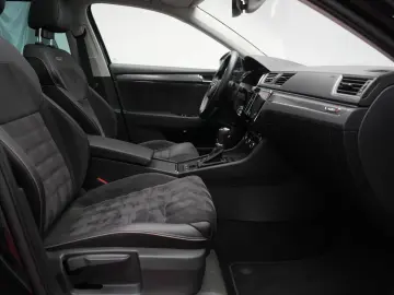 Superb 2.0 TDI 4x4 DSG Scout Navi/ACC/Kamera/Vir