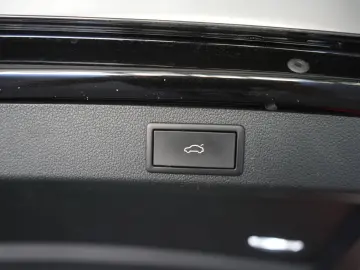 Superb 2.0 TDI 4x4 DSG Scout Navi/ACC/Kamera/Vir