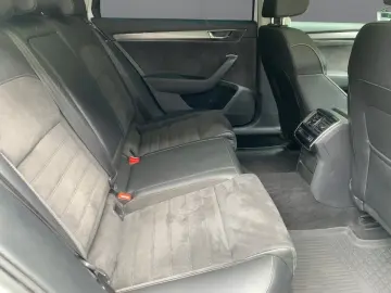 Superb Combi SCOUT 2.0 TDI 4x4 DSG LED+AHK+PANO