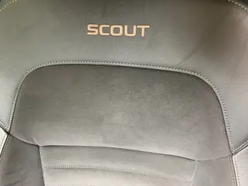 Superb Combi SCOUT 2.0 TDI 4x4 DSG LED+AHK+PANO
