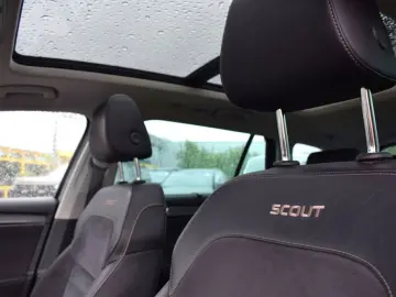 Superb Combi 2.0 TSI DSG 4x4 Scout *Pano*StaHzg