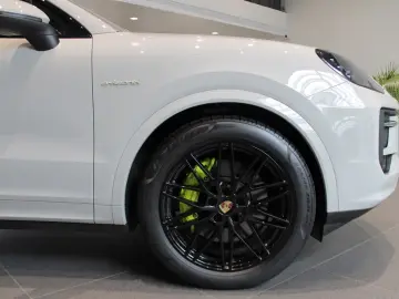 Porsche Cayenne Coupé E-Hybrid