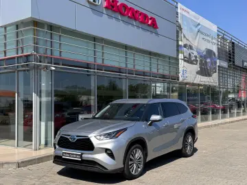 Toyota Highlander 2.5 L Hybrid  248CP Exclusive Metallic