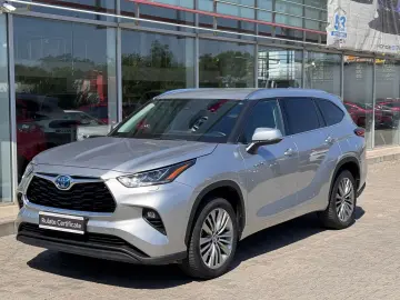 Toyota Highlander 2.5 L Hybrid  248CP Exclusive Metallic