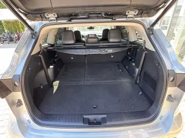 Toyota Highlander 2.5 L Hybrid  248CP Exclusive Metallic