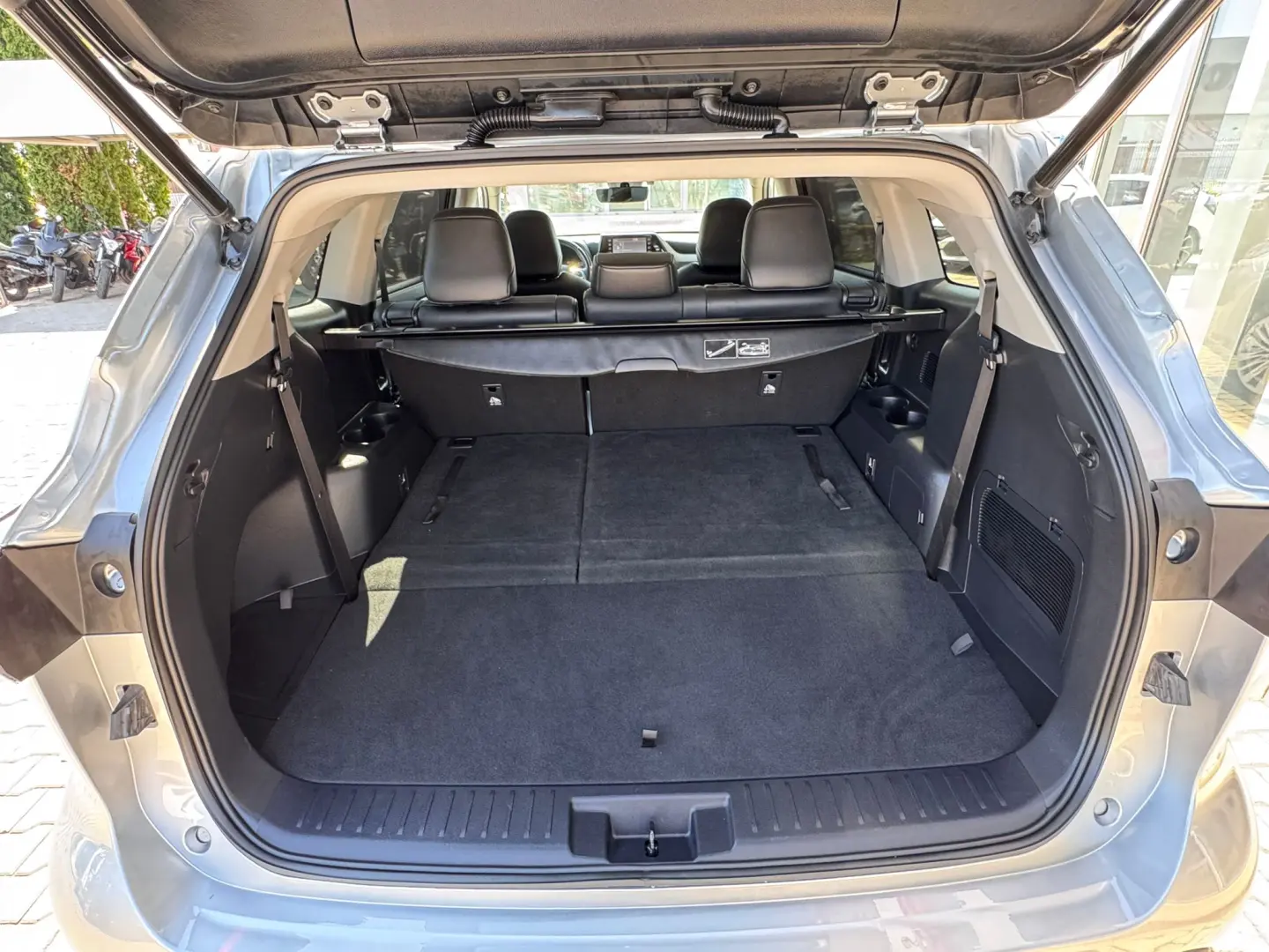 Toyota Highlander 2.5 L Hybrid  248CP Exclusive Metallic