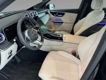GLC 220 d 4M Avantgarde Airmatic AHK 360° Sound