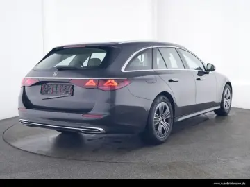 E 200 T-Modell AHK/KAMERA/AVANTGARDE/AMBIENTE+