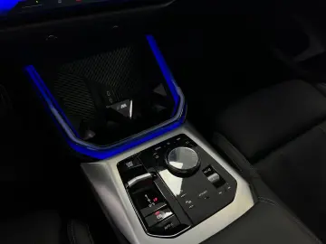 BMW X3 M50 xD*PANO*H-K*MEMO*ICONIC*360°