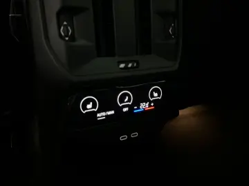 BMW X3 M50 xD*PANO*H-K*MEMO*ICONIC*360°