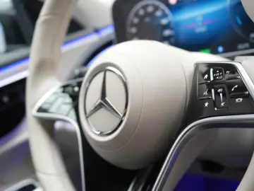 E 300 de T 4Matic 9G-Tronic Superscreen Leder/Di