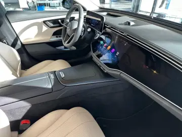 E 300 de 4M T +AVANTGARDE+SUPERSCREEN+ASSISTENZ+