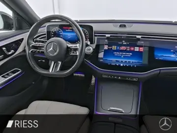 E 300 de AMG Sport Night Distr LED Superscreen 3