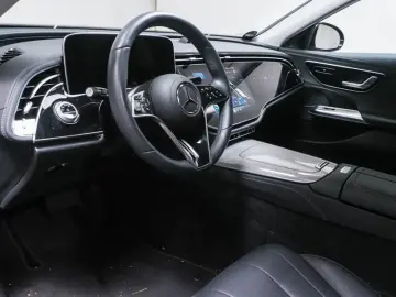 E 220 d Avantgarde Adv*Superscreen*Distronic*19'