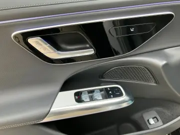 E 200 Limousine AMG Line LED*Superscreen*Distro*