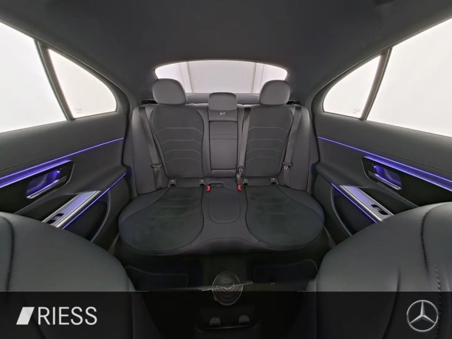 E 300 e AMG Sport Night Distr Superscreen 20''
