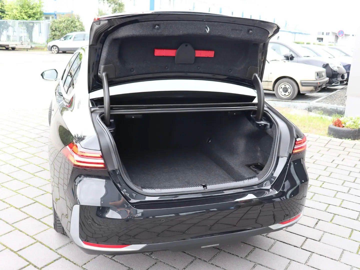 520 d Aut. HeadUp*LED Adaptiv*Leder*Harman/Kardo