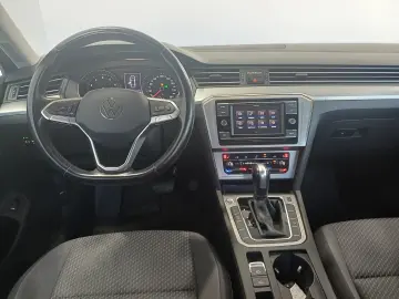 VW Passat Trendline1.5 TSI ACT DSG