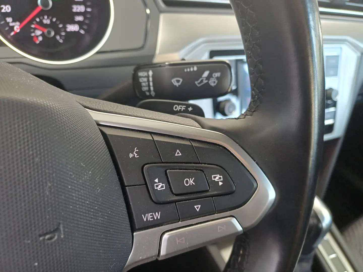 VW Passat Trendline1.5 TSI ACT DSG