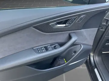 RS Q8 HD MATRIX NAVI 360° ACC B&O HuD