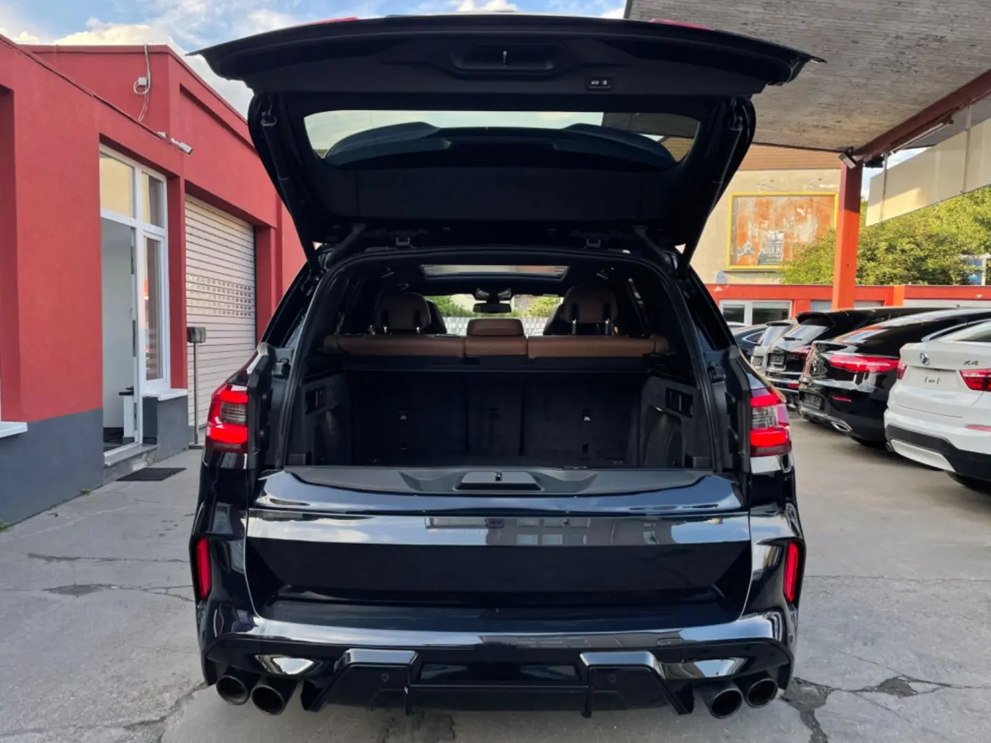 BMW X5 M Competition PANO/SOFT-CLOSE/CARBON/