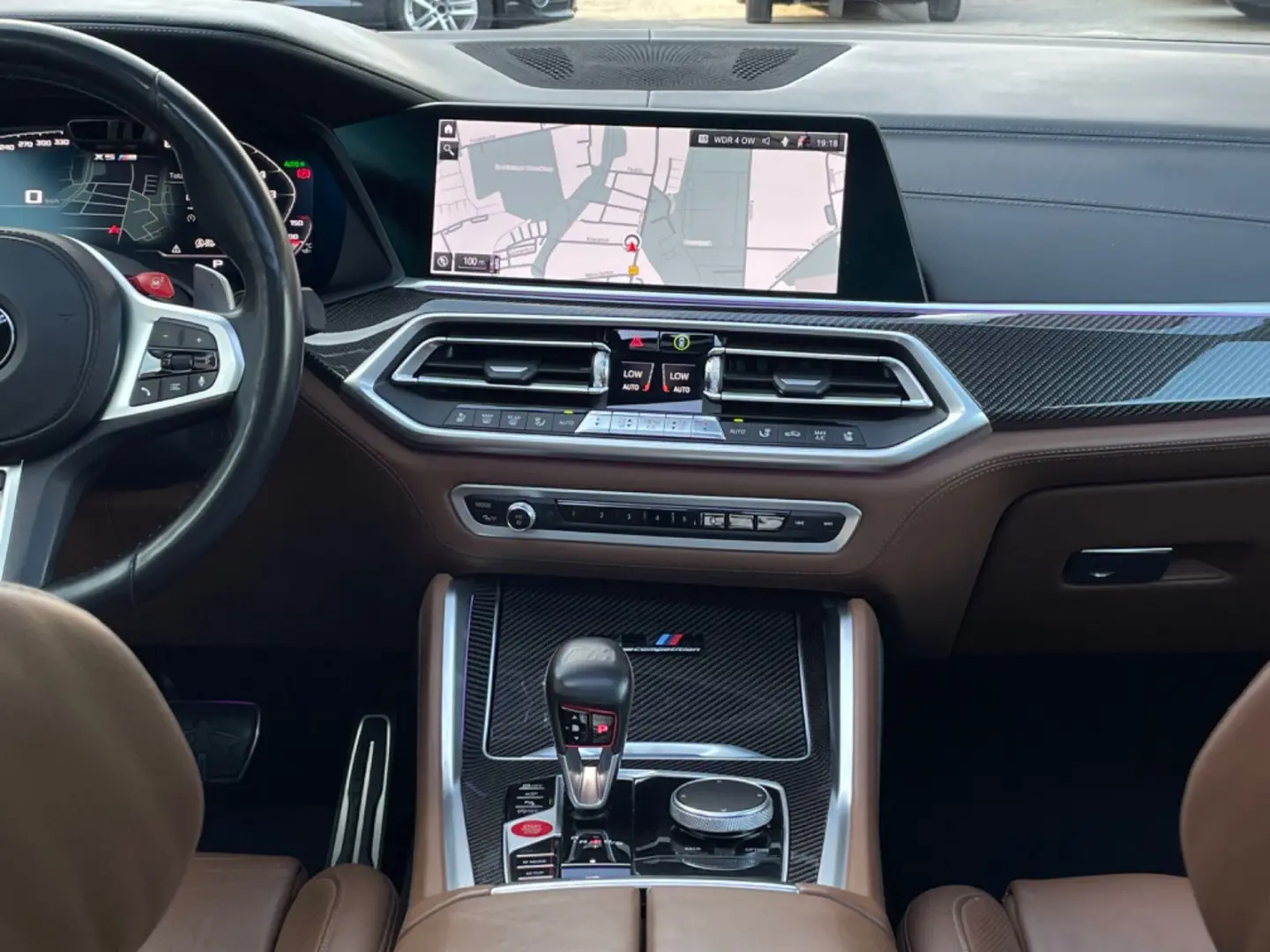 BMW X5 M Competition PANO/SOFT-CLOSE/CARBON/