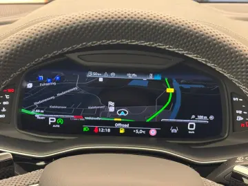 RSQ8 performance 640PS Pano305Sportabgas23HeadUp