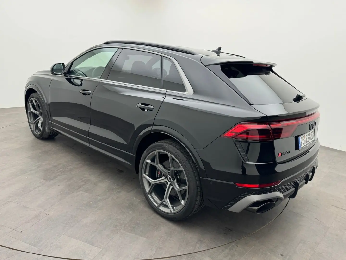 RSQ8 performance 640PS Pano305Sportabgas23HeadUp