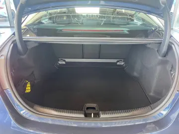 C 300 d AMG AdvPLus+MBUX+LED+Kam+Dist+Night+Memo