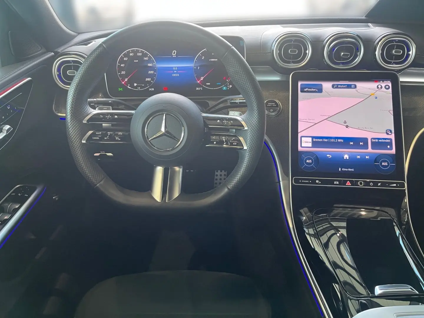 C 300 d AMG AdvPLus+MBUX+LED+Kam+Dist+Night+Memo