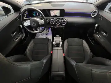 CLA 250e Coupé 8G AMG NIGHT MAGNO DISTR+KAM PANO