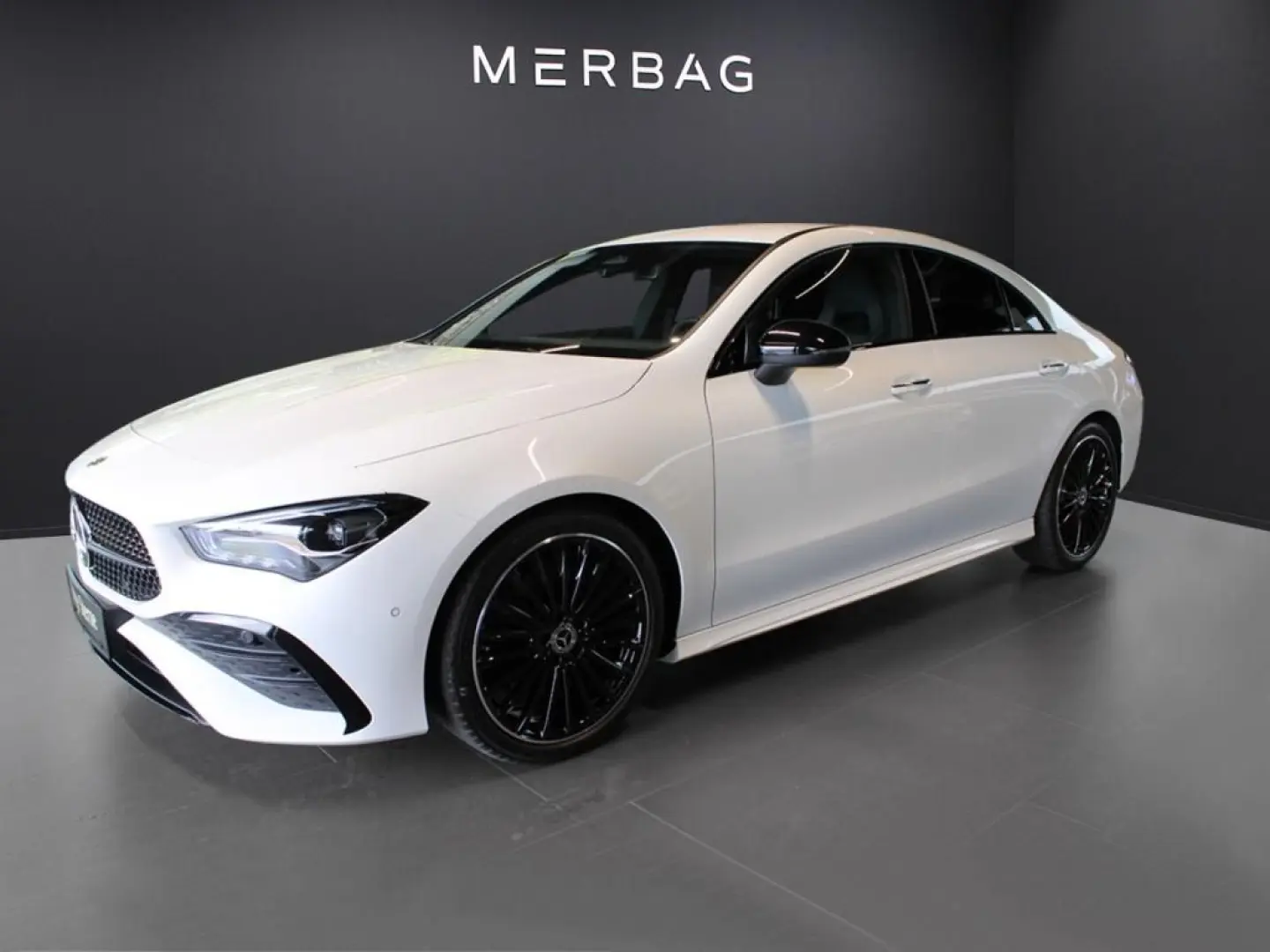 CLA 200 CP *AMG Premium Night 19'' LED Totwin Ka