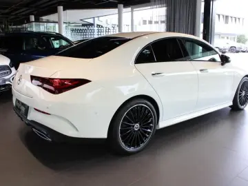 CLA 200 CP *AMG Premium Night 19'' LED Totwin Ka