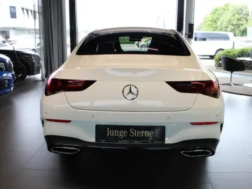 CLA 200 CP *AMG Premium Night 19'' LED Totwin Ka