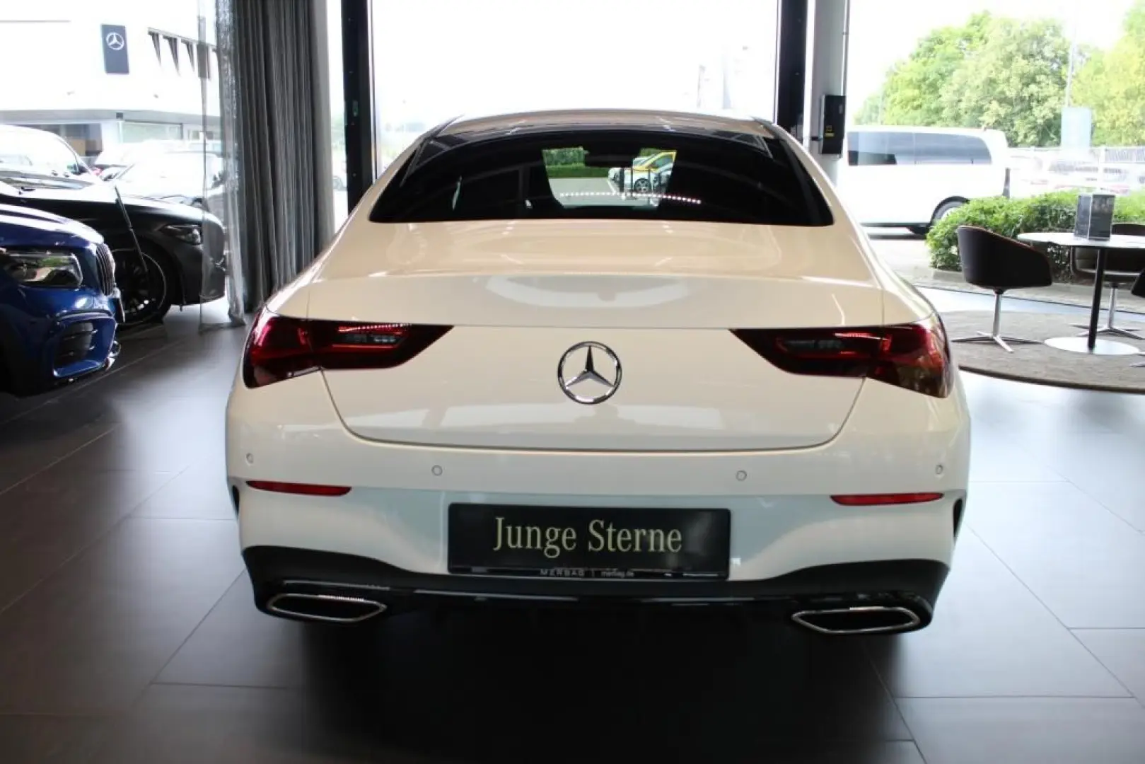 CLA 200 CP *AMG Premium Night 19'' LED Totwin Ka