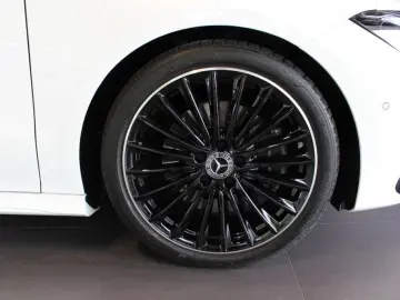 CLA 200 CP *AMG Premium Night 19'' LED Totwin Ka