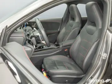 CLA 200 Coupé AMG MULTIBEAM /Pano /DISTRONIC/DAB