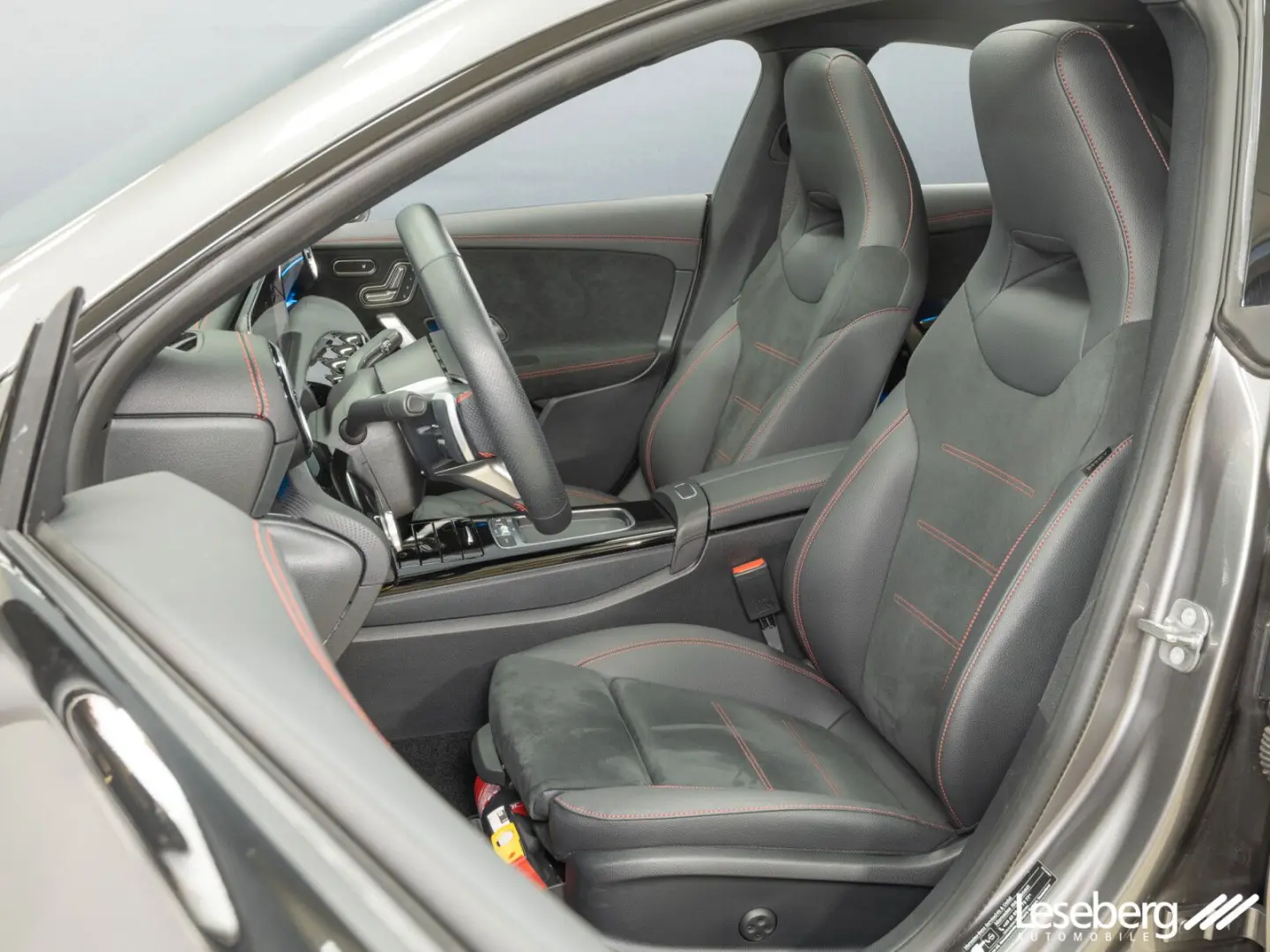 CLA 200 Coupé AMG MULTIBEAM /Pano /DISTRONIC/DAB