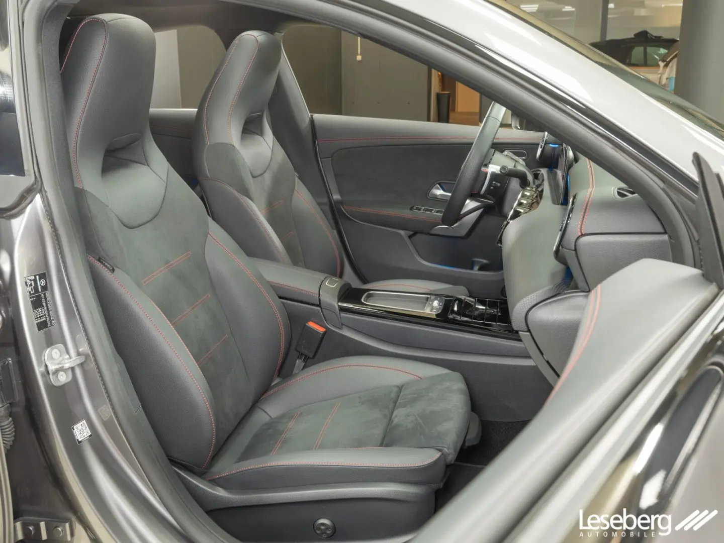 CLA 200 Coupé AMG MULTIBEAM /Pano /DISTRONIC/DAB