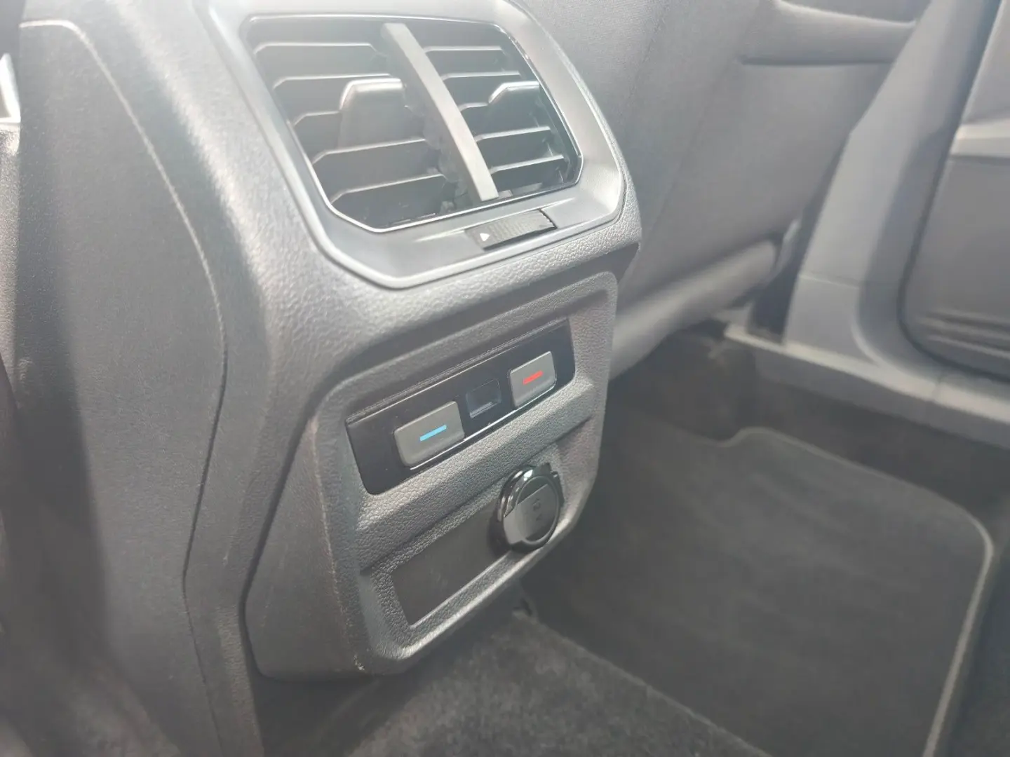 Tiguan Life 4M,Navi,Matrix,AHK,Standhz,1.Hd