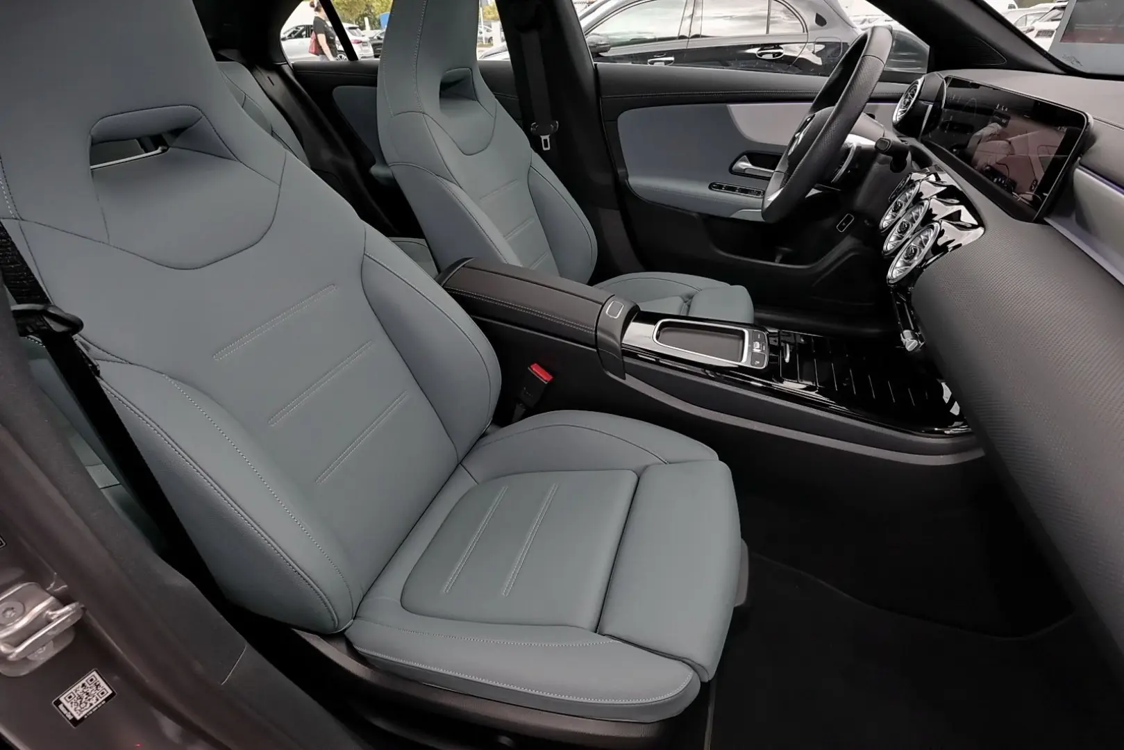 CLA 200 Coupé AMG+PANO+MEMORY+CARPLAY+18 ZOLL