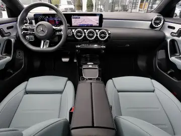 CLA 200 Coupé AMG+PANO+MEMORY+CARPLAY+18 ZOLL