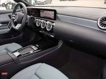 CLA 200 Coupé AMG+PANO+MEMORY+CARPLAY+18 ZOLL