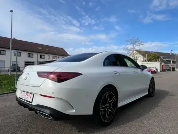 CLA 200 / AMG LINE / NUR 6.500 KM / 1 HAND
