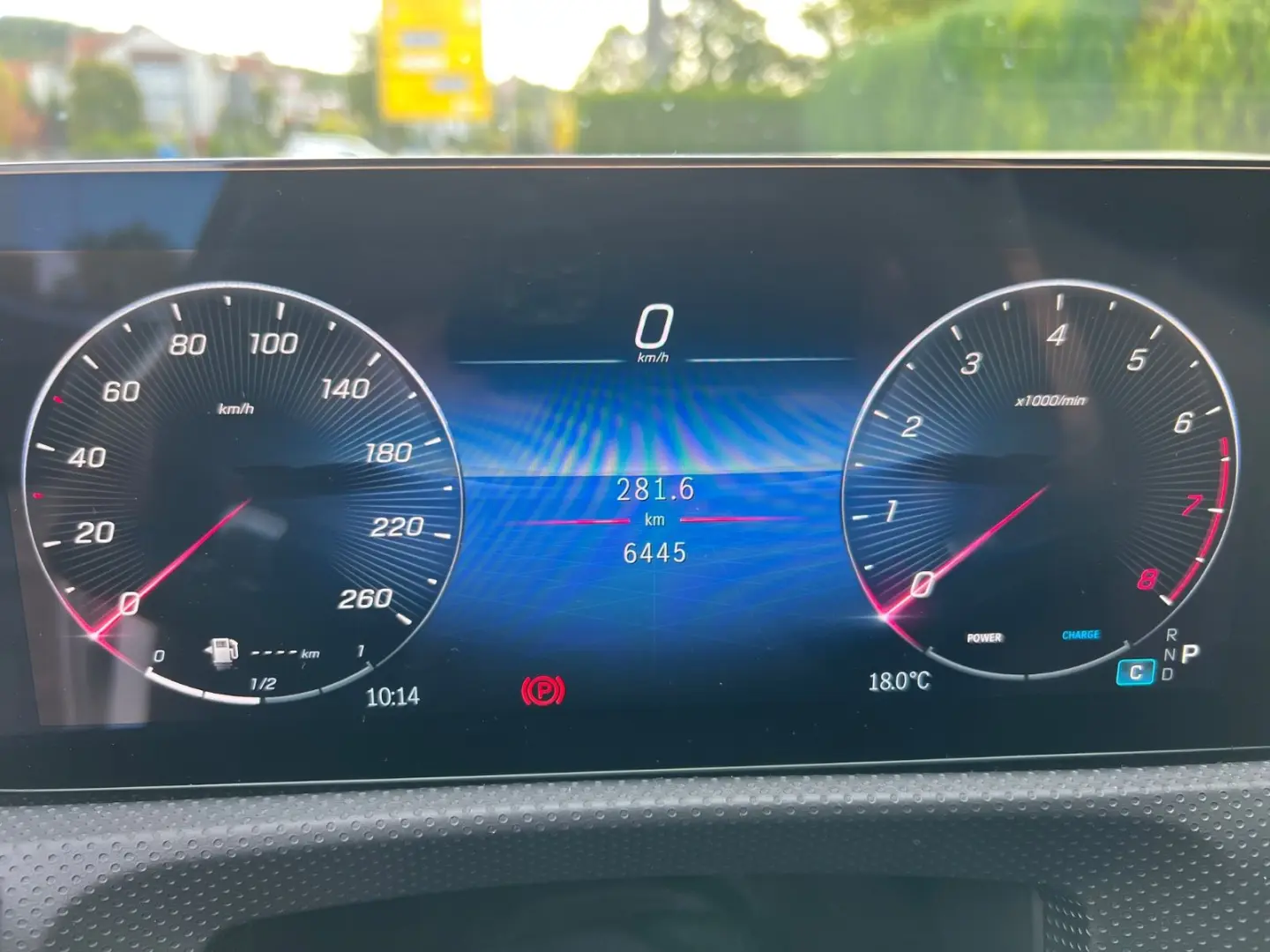 CLA 200 / AMG LINE / NUR 6.500 KM / 1 HAND
