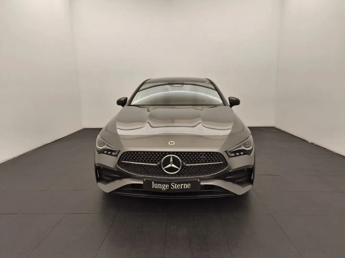 CLA 200d Coupé AMG Advanced+ Night Ambiente 19