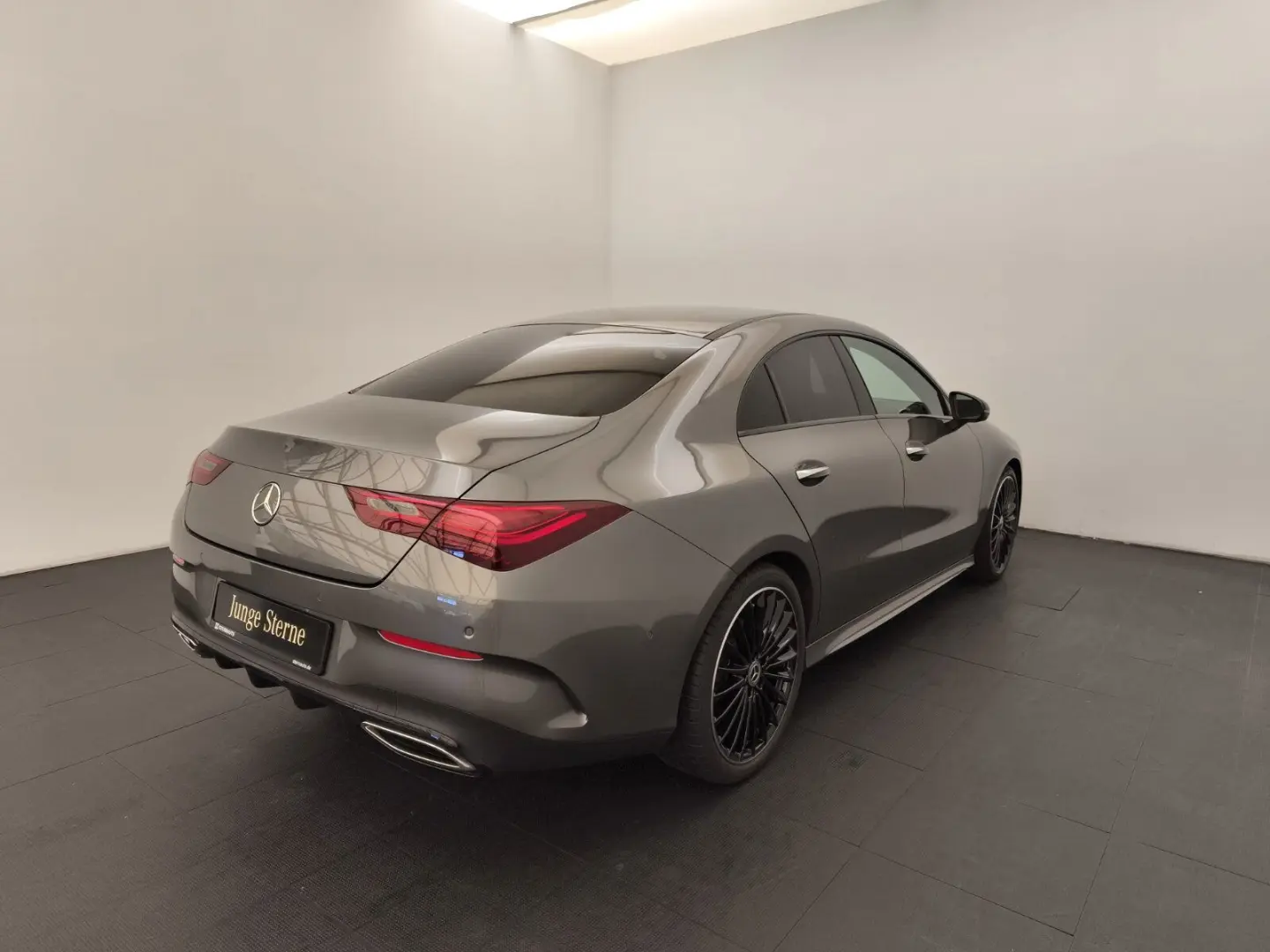 CLA 200d Coupé AMG Advanced+ Night Ambiente 19