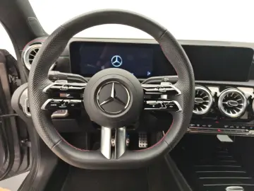 CLA 200d Coupé AMG Advanced+ Night Ambiente 19