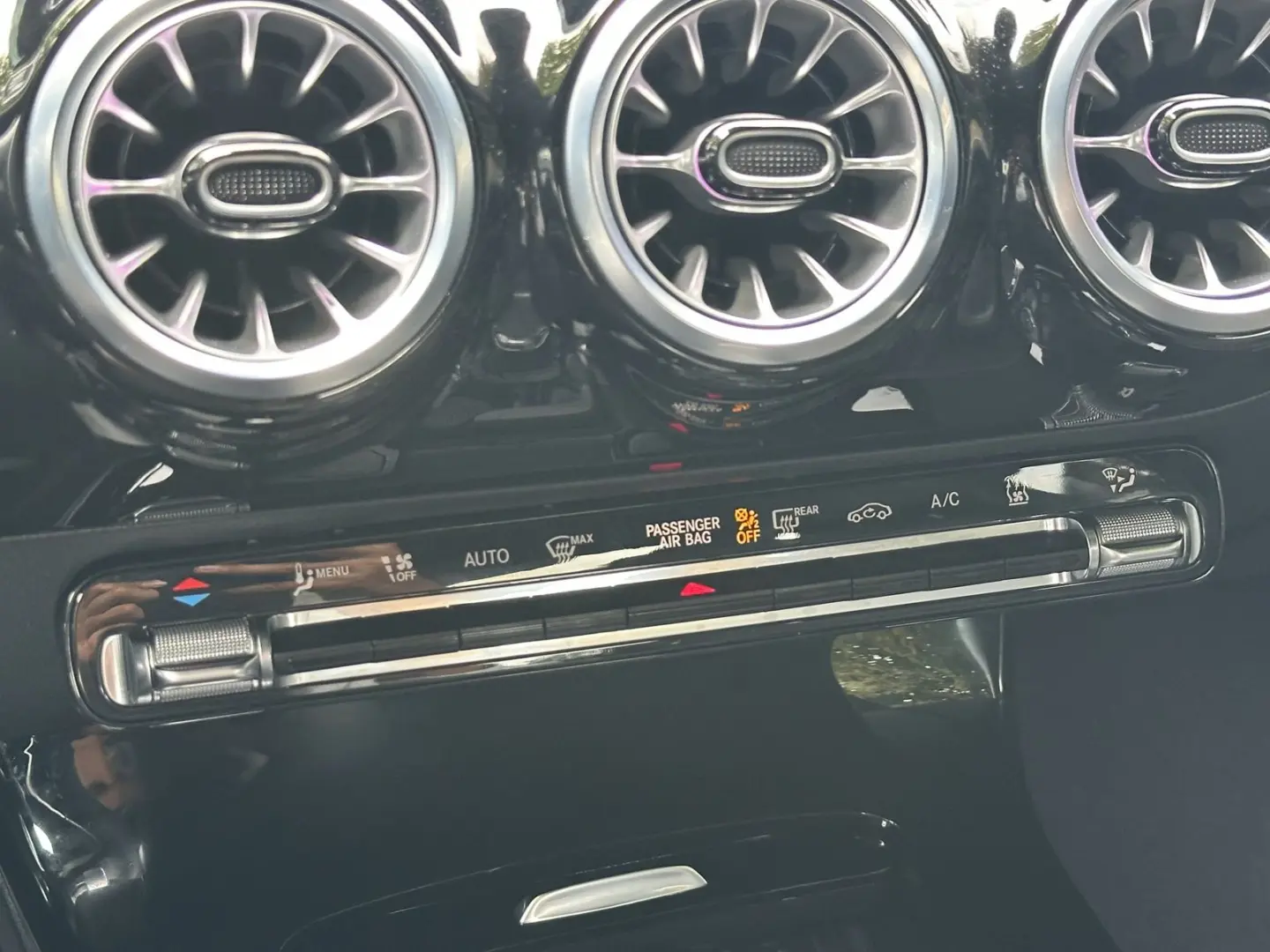 CLA 200 d 8G-DCT AMG Line Advanced Plus |CarPlay